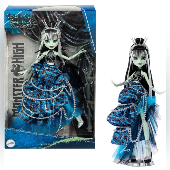 Monster High - Stitched in Style Frankie Stein (NIB) - Picture 2 of 6